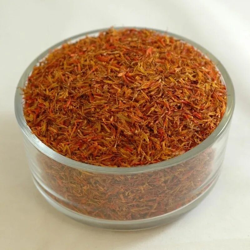 Как принимать шафран. Шафран кориандр. Индийский Шафран специя. Indian Saffron приправа. Шафран мускатный.