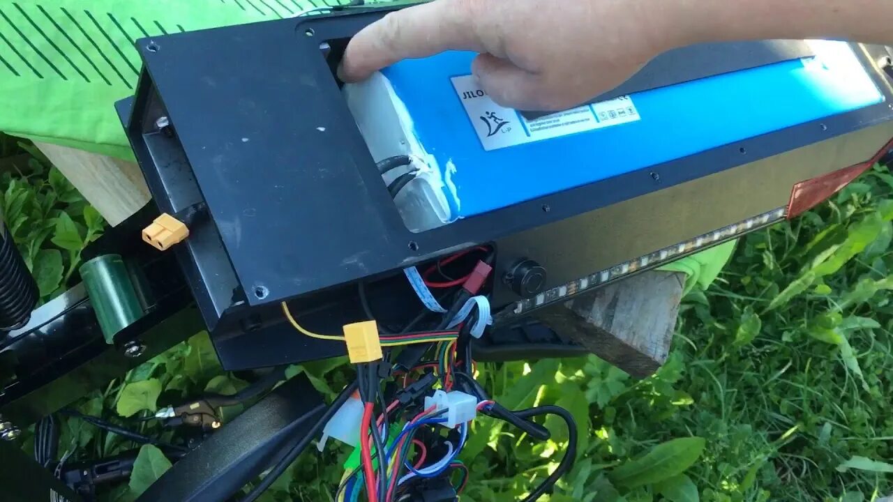Аккумулятор m4. Дека kugoo m4. аккумулятор куго м4. дека для электросамоката kugoo m4 pro. kugo m4 pro аккумулятор.
