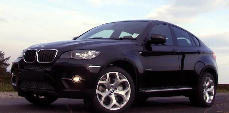Другой х 6. Bmw x6 2008. Бмв x6 2000. Bmw x6 e71 2008. X bmw x6.