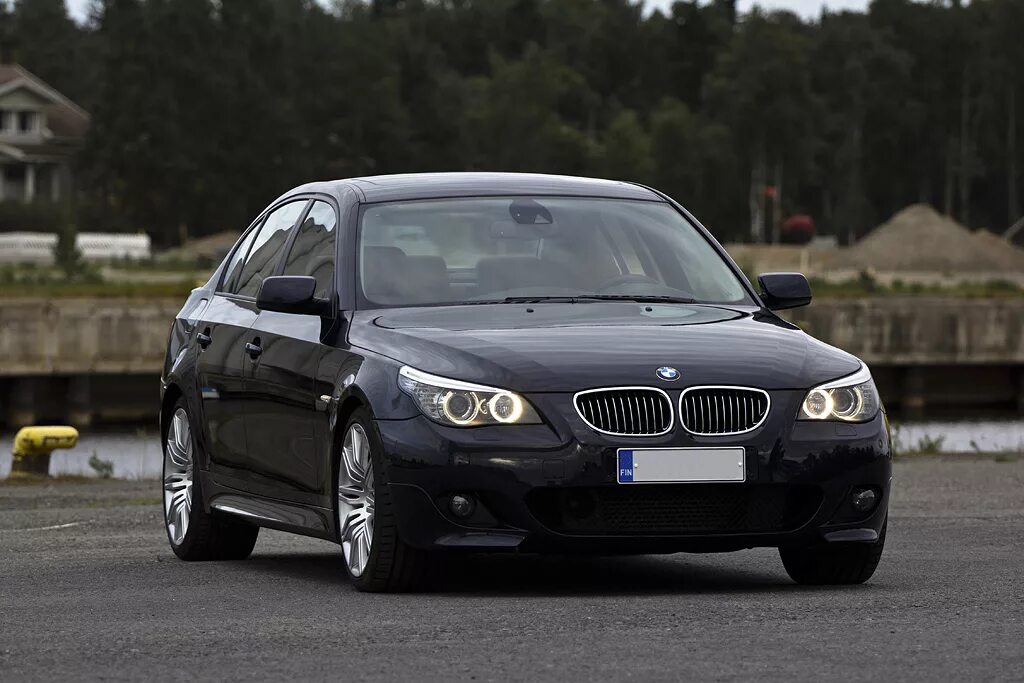 е60 характеристики. Bmw 5 series e60 2003. е60 характеристики. Bmw m5 e60. Bmw 5 e60 m5.
