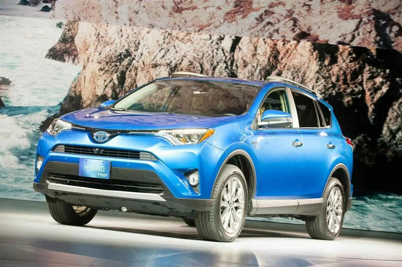 Toyota rav4 Hybrid. Кроссовер Тойота рав 4. Toyota rav4 2016. Тойота рав 4 2016. Выбираем рав