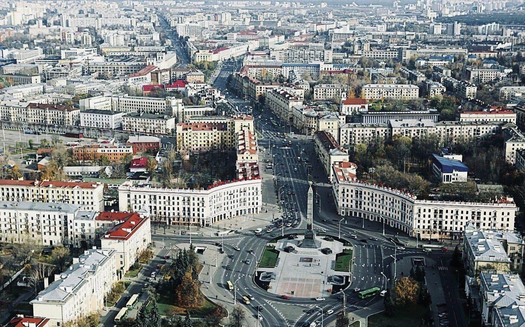 Центральная 3 минск. Проспект независимости Минск. Минск город проспект независимости. Проспект Незалежности Минск. Центральный проспект Минска.