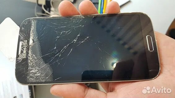 Заменить стекло на смартфоне цена. Разбитый самсунг галакси а03. Самсунг галакси s20 разбитый. Разбитый экран Samsung Galaxy a51. Самсунг галакси s4 сломанный.