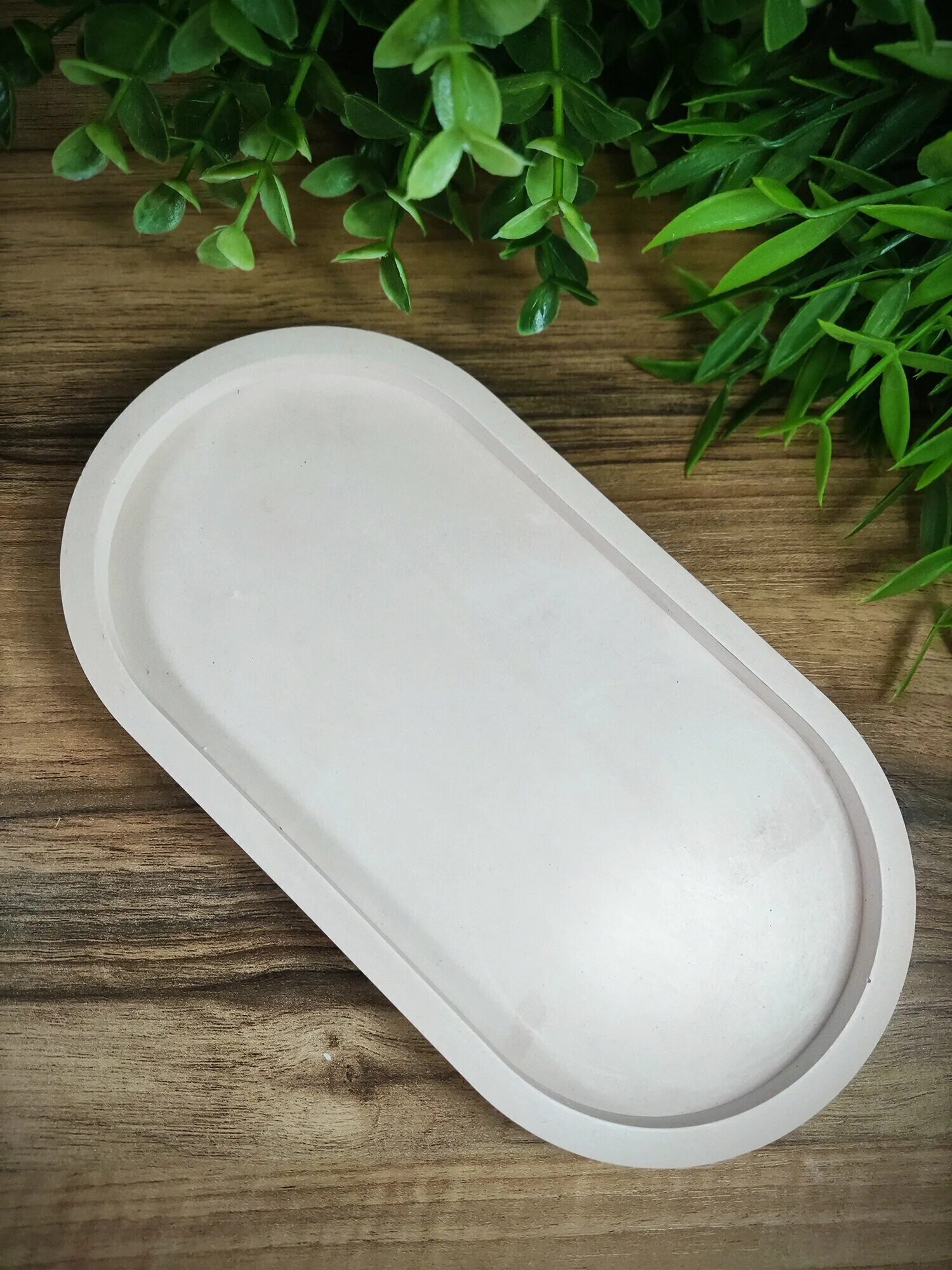 Гипсовый поднос рифленый. Гипсовый поднос для свечей. Гипсовый поднос. Поднос и подсвечник из гипса. Поднос из гипса.