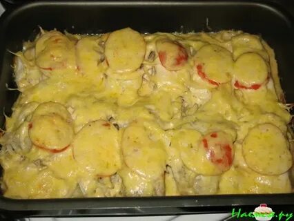 Рыба с картофелем в духовке со сметаной