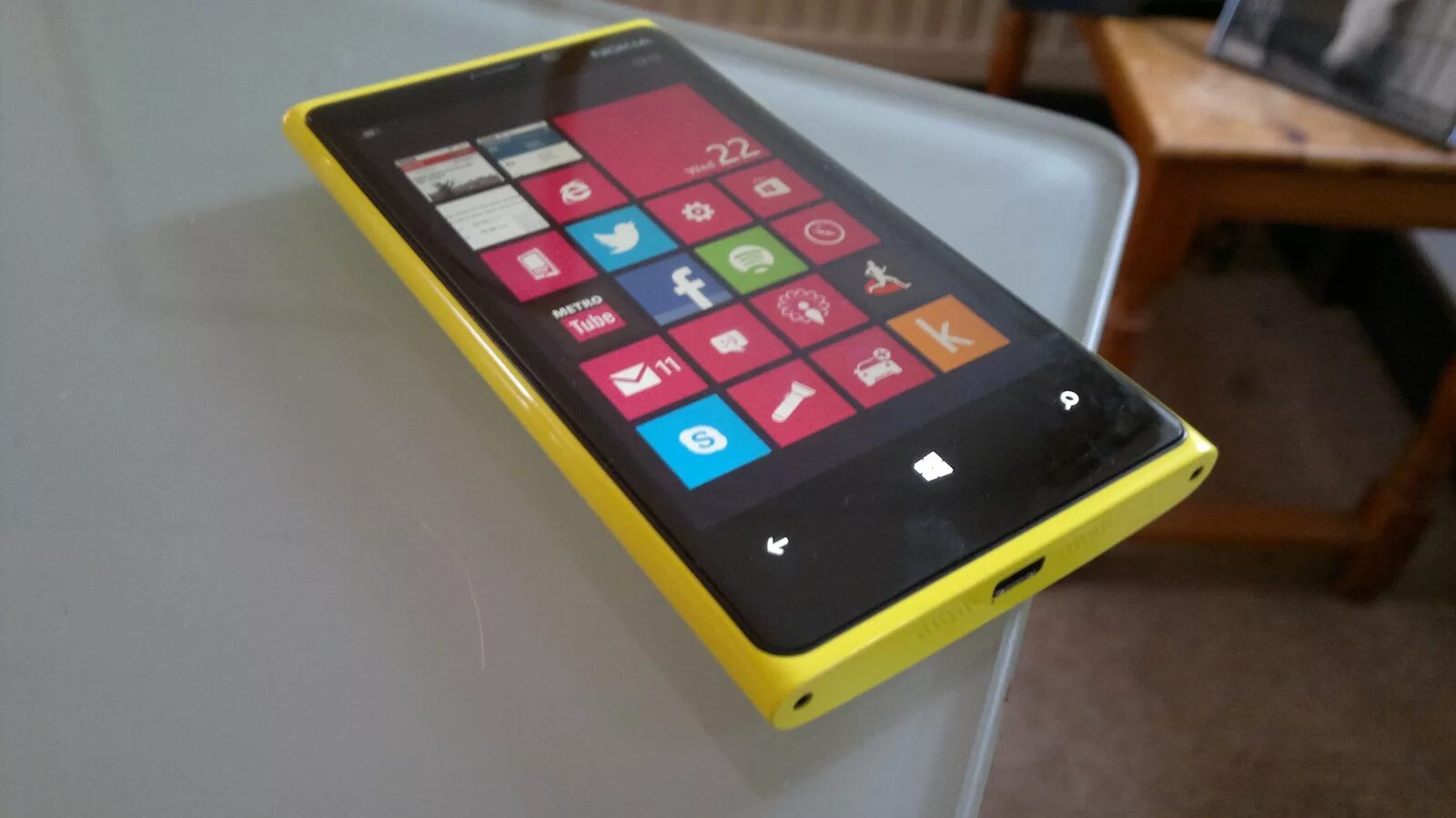 Nokia 920. Lumia 920. телефон люмия 920. нокиа люмия 920 фото.