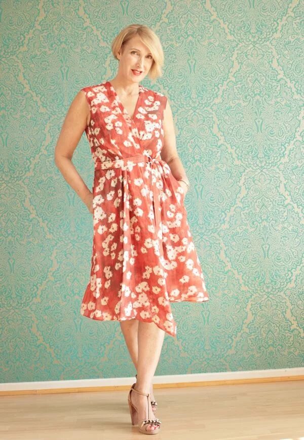 Платья для женщин 40 лет. Одежда для женщин 40 лет. Платья для женщин элегантного возраста. Платья для женщин 40 лет. Платья для женщин 40 лет.