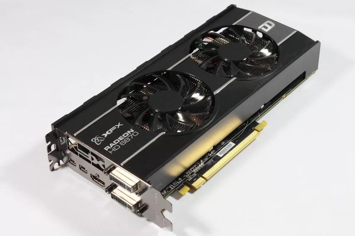 Amd radeon 6870. Hd 6870 xfx. xfx radeon hd 6870. видеокарта xfx 6870. видеокарта xfx radeon hd 6870.