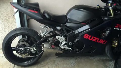 04 GSXR 750 With YOSHIMURA R55 exhaust - YouTube