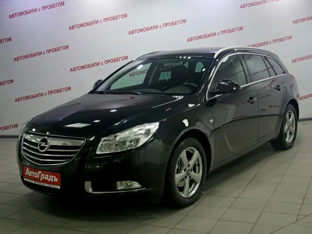 Опель инсигния универсал дизель. Opel Insignia 2010 универсал. Опель Инсигния 2012 универсал. Опель Инсигния 2009 универсал. Опель Инсигния универсал 2010.