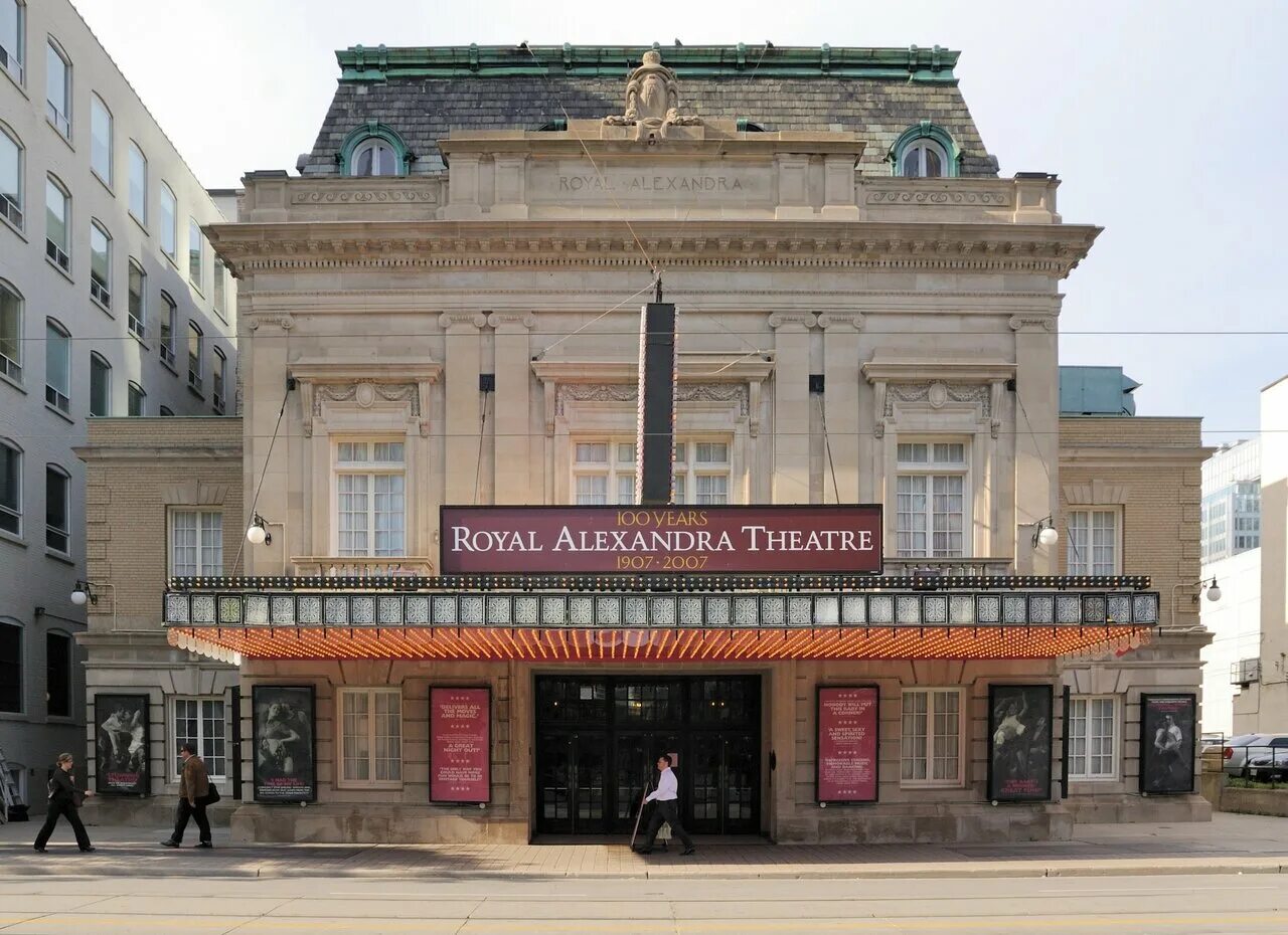 Le theatre. «Royal Alexandra Theatre» в Онтарио. Театр Элгина Торонто. Королевская музыкальная консерватория Торонто. Королевский театр Андерсен.