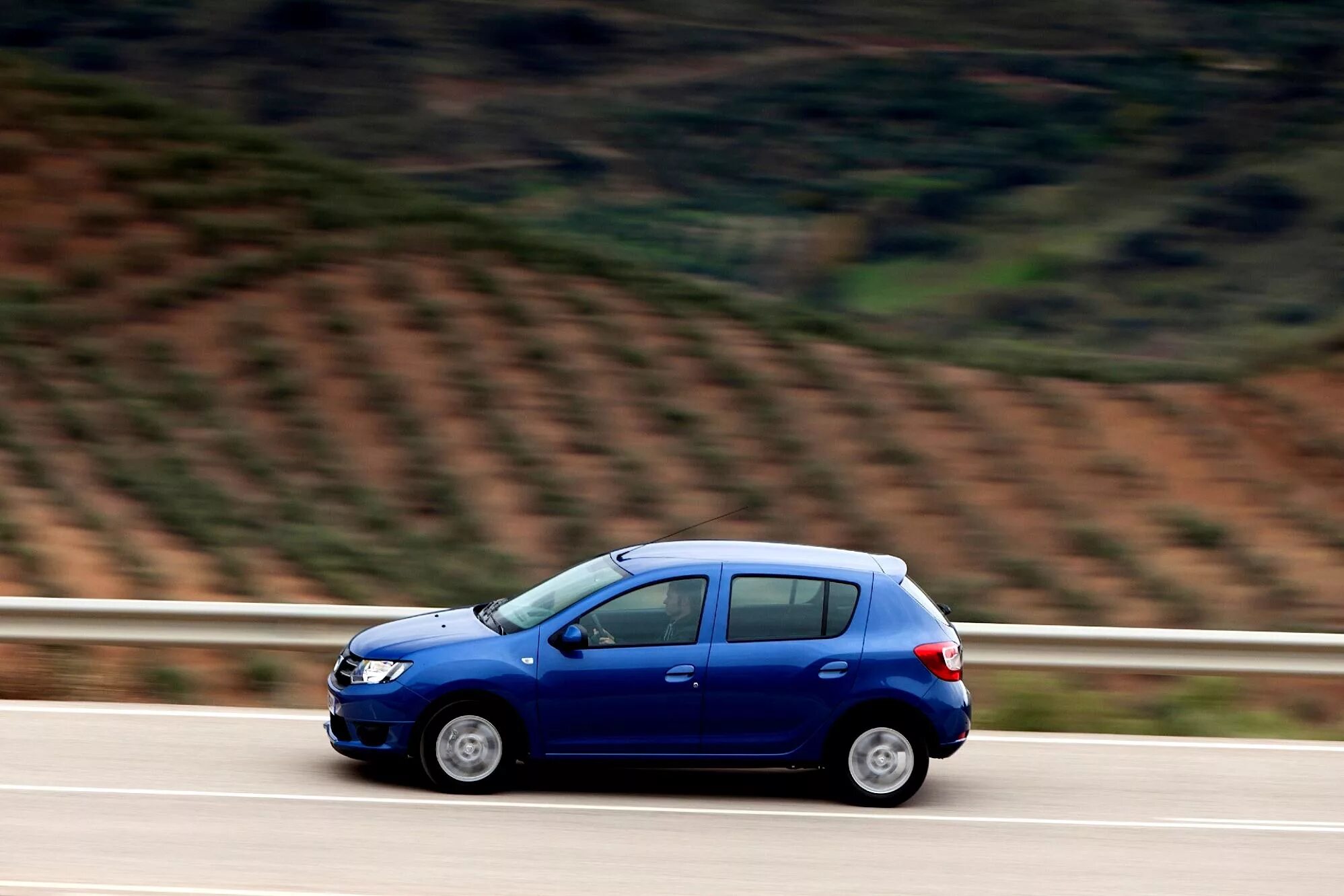 Renault sandero 2 поколения. Renault Sandero 2 поколение. Renault Sandero 2012. Сандеро стенс. Рено Сандеро 2015 2 поколение.