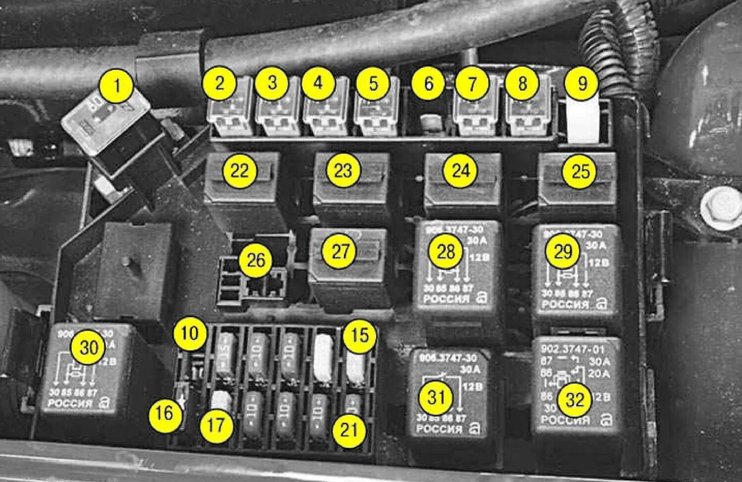 Предохранители под капотом ланос. Блок реле Ланос 1.3. Реле ближнего света Ланос 1.5. Блок реле Ланос 1.5. Блок реле Шевроле lanos.
