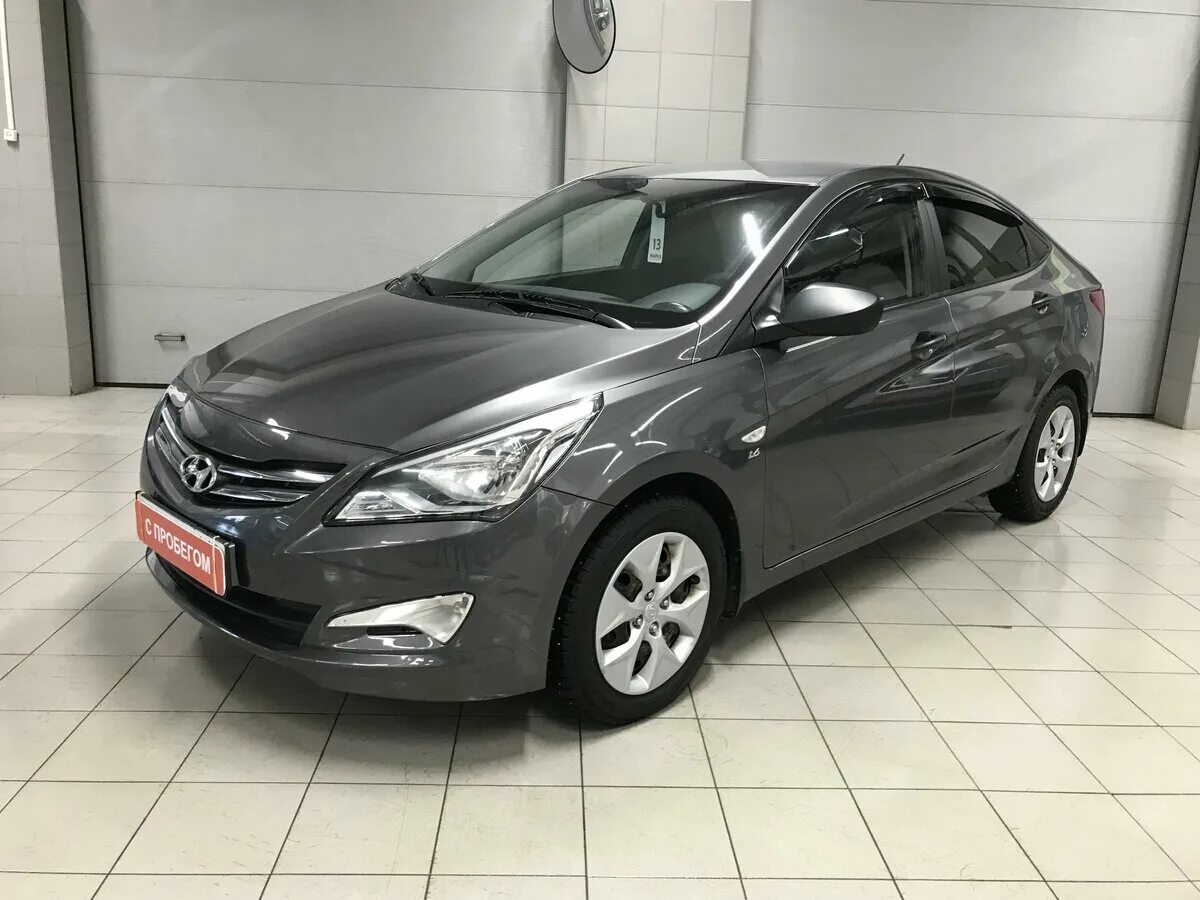 Hyundai Solaris 2015. Hyundai Solaris 2015 автомат. Хендай Солярис серый. Хендай Солярис 2015 серый.