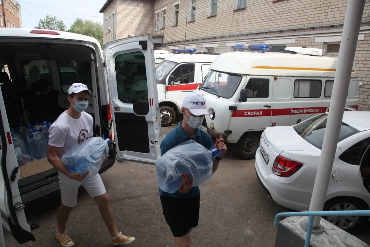 Прием врачей даниловская црб. Даниловская ЦРБ Галочкин. Даниловская ЦРБ врачи. Персонал Даниловская ЦРБ Ярославской области. Даниловская ЦРБ главврач.