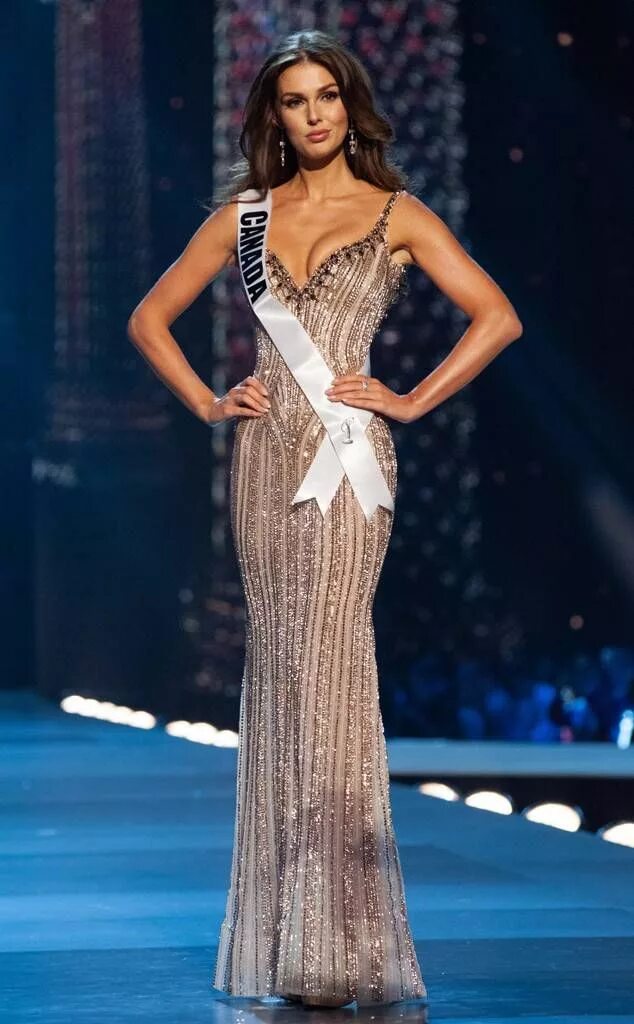 Miss dresses. Evening Gown Мисс Вселенная. Мисс Вселенная 2018. Вице Мисс Вселенная 2004 Макеева.