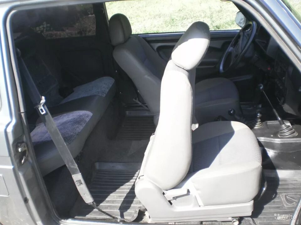 Sales VAZ 21218 NIVA FORA BRONTO EXTENDED 30 SM 2004 .ENGINEER MUSIC .SIGNALIZAT