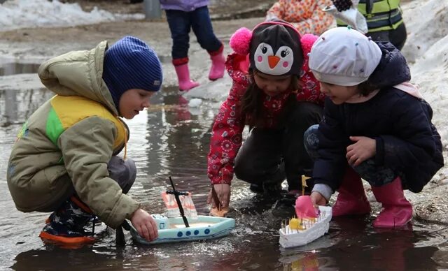 Весенние развлечения. Весенние игры. Весенние игры для детей. Весенние забавы для детей.