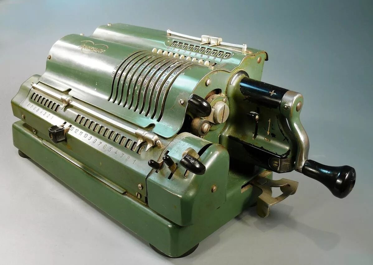 арифмометр машина. счетная машина арифмометр. арифмометр машина. арифмометр машина. однер вильгодт.