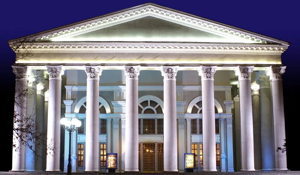 Донецкий академический украинский музыкально-драматический театр. Донецкий музыкально. Донецкий музыкально. Театр драм театр донецк. Донецкий академический украинский музыкально-драматический театр.