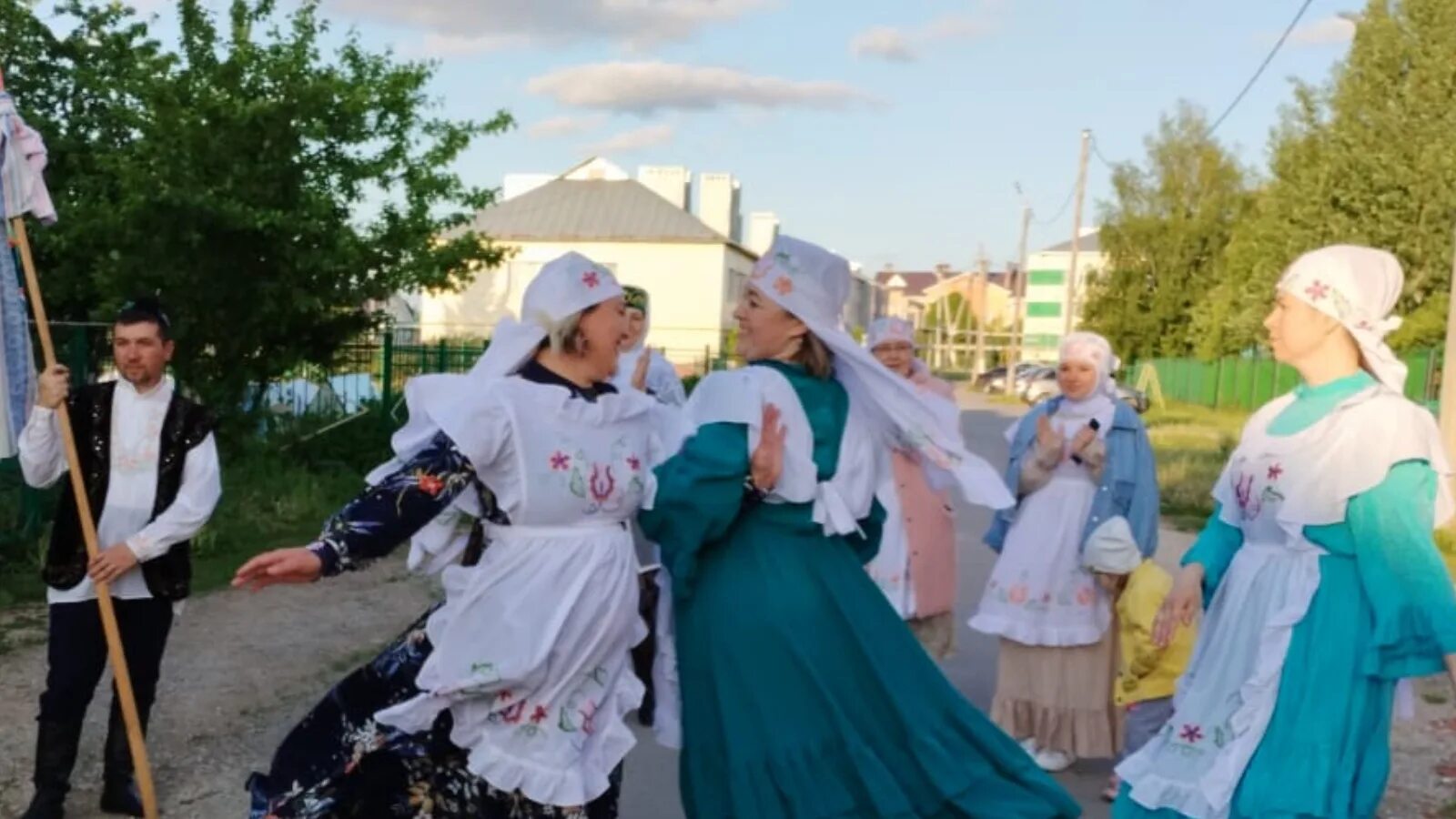 Татары сбор. Сабантуй. Праздник Сабантуй. Праздник села “Сабантуй”. Сабантуй фотосессия.