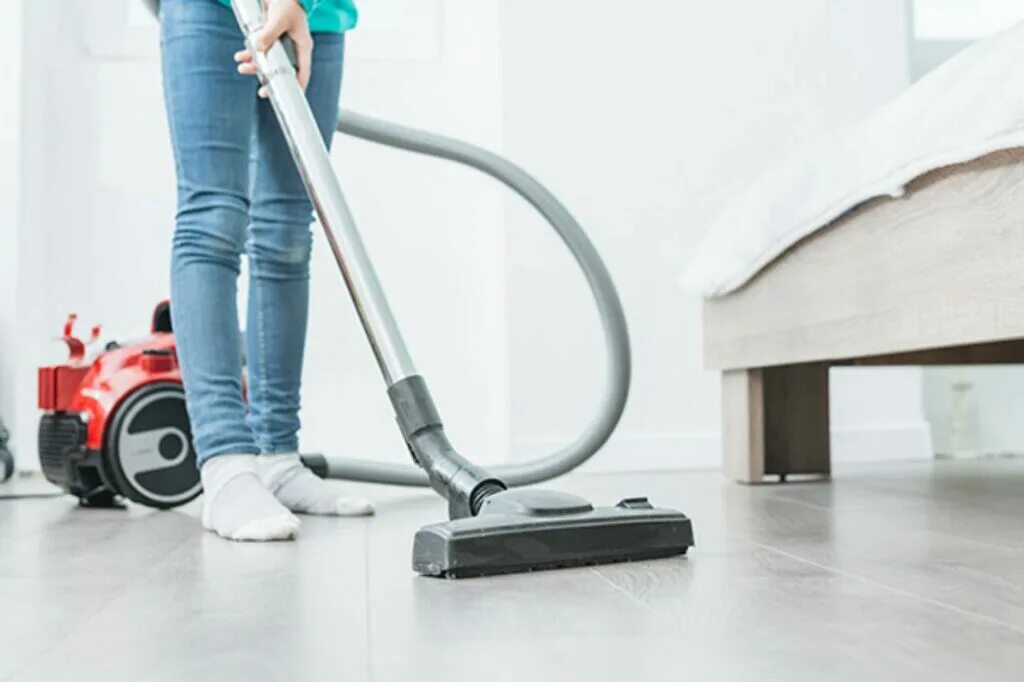 Home vacuum cleaner. Пылесос. Электрический пылесос. Уборка пылесосом. Красивый пылесос.