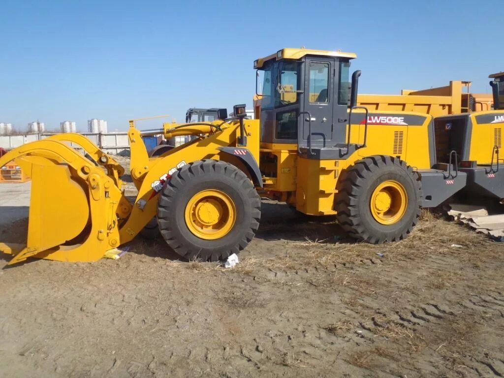 Погрузчик xcmg lw500fn. Погрузчик xcmg lw500fn. Фронтальный погрузчик xcmg 500. Xcmg lw 500. Lw500fn погрузчик.