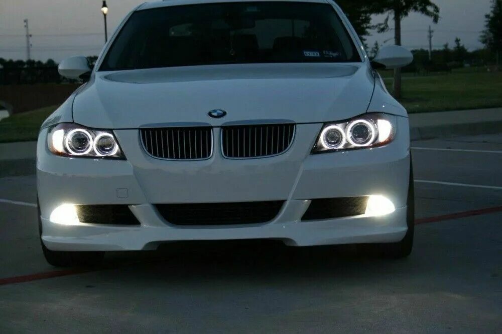Лампы bmw e90. Ангельские глазки BMW e90. BMW e90 led. Ангельские глазки БМВ e60. BMW 3 e90 ангельские глазки.