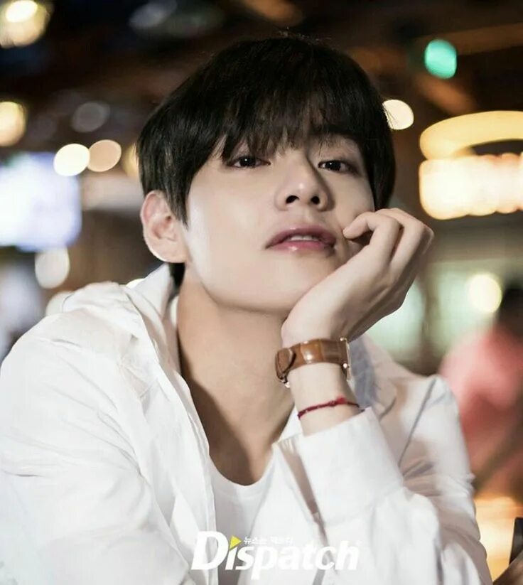 Тэхен бтс. Тэ певец корея. Бтс тэхен диспатч. Тэ певец корея. Тэ певец корея.