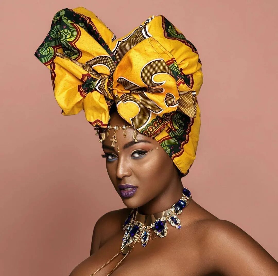 Africa queens. Африканские красавицы кейт мэнсон. Африканская королева. Африканская царица. Африканские модели с темной кожей.