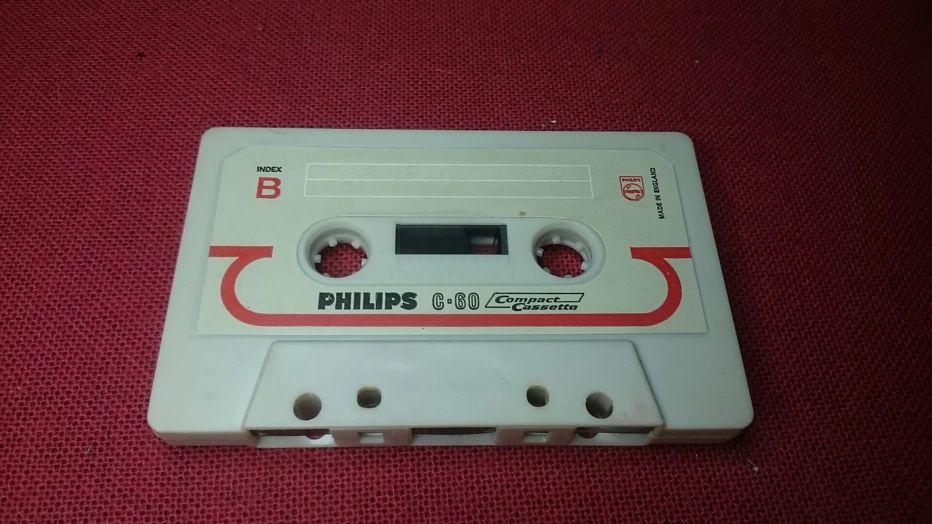 Кассеты филипс. Компакт кассета Филипс 1963. Аудиокассета Philips FS 60. Cassette Philips c - 90. Philips аудиокассета 1964 года.
