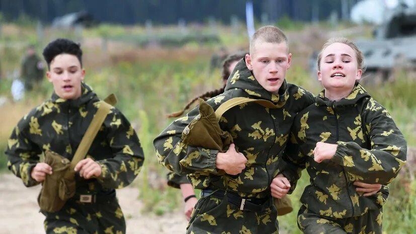 Девушки военные в Подмосковье. Военно-спортивная игра победа. Подмосковье армия. 1-10 Июля Всероссийская военно-спортивная игра победа. Всероссийская военно спортивная