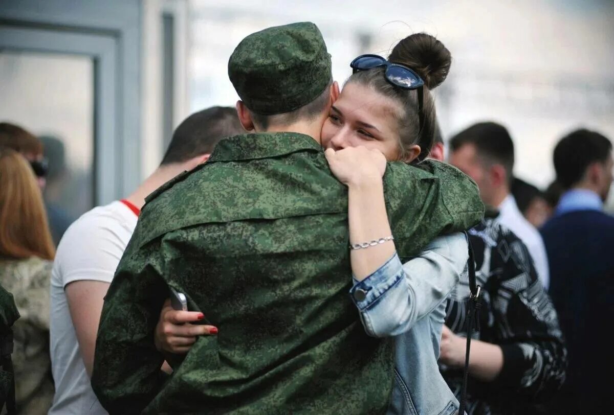 Поддержка военнослужащих. Поддержка семей военнослужащих. Семья военнослужащего. Женщины в армии Украины.