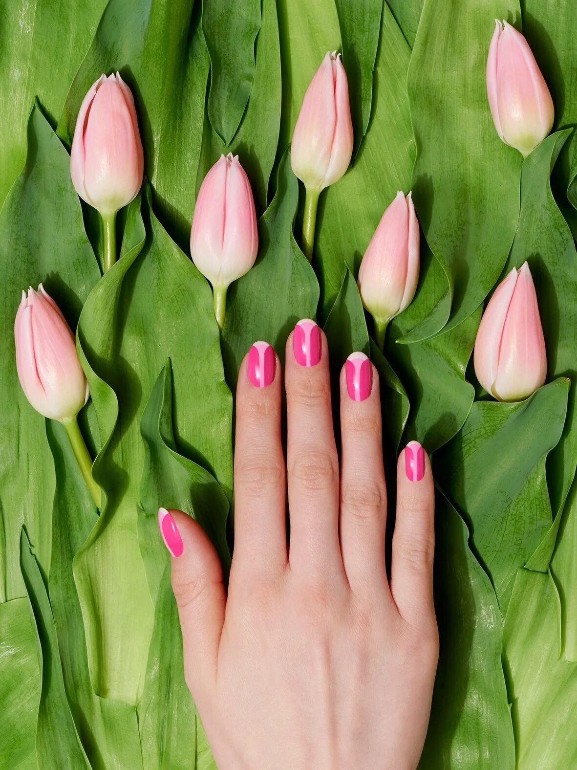 Маникюр с тюльпанами. Весенний маникюр с тюльпанами. Дизайн ногтей с тюльпанами.