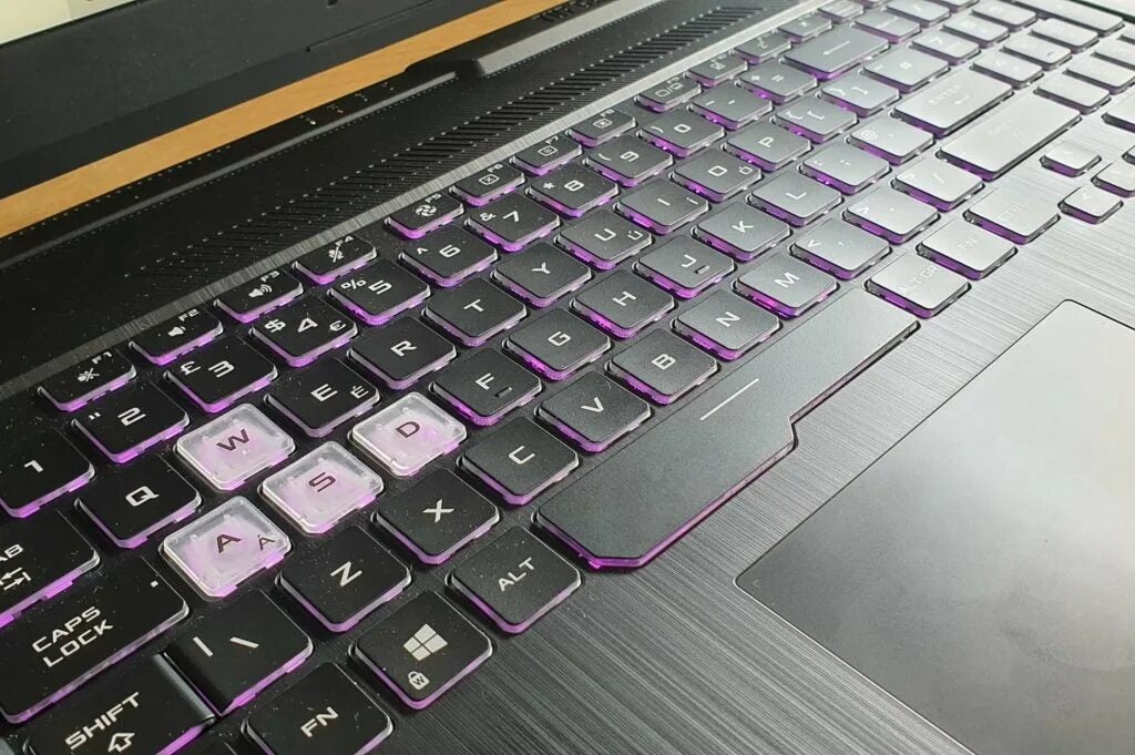 Клавиши asus tuf gaming. ASUS TUF клавиатура. ASUS f15 клавиатура. Ноутбук ASUS TUF Gaming a15. Клавиатура асус туф гейминг ноутбук.