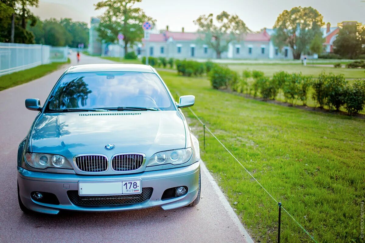 Е46 рест. BMW 320i e46. BMW 3 e46 Рестайлинг. BMW 3 e46 320i. BMW e46 Coupe.