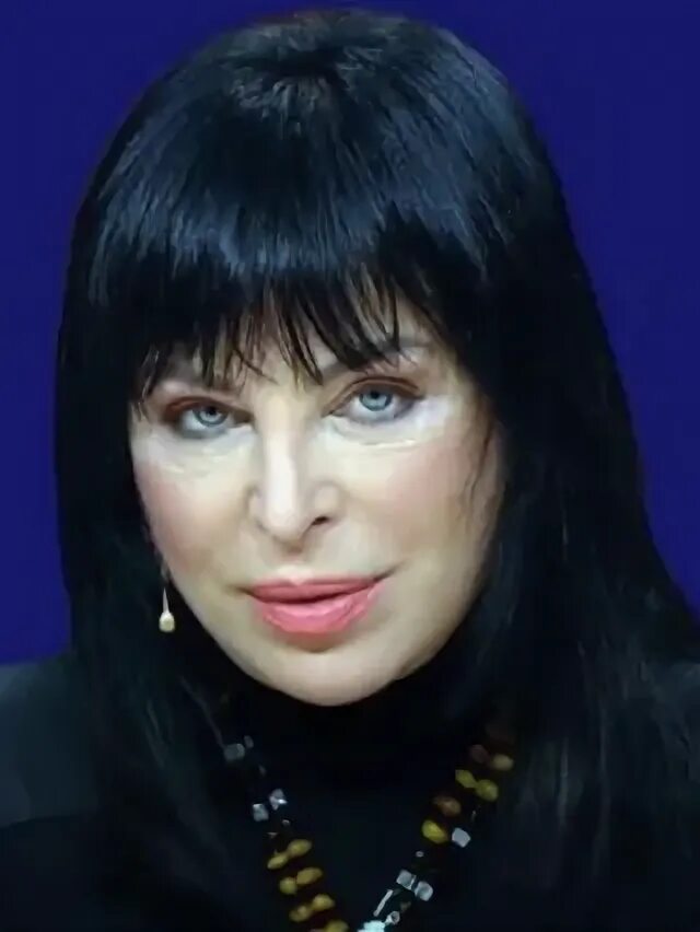 Сколько раз был женат Женя Белоусов?
