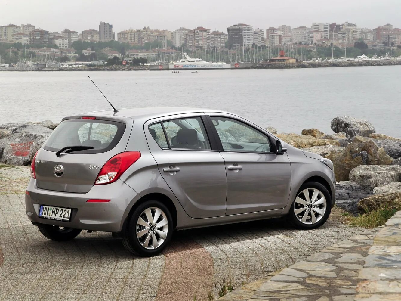 Хендай 2012 года выпуска. Hyundai i20 2012. hyundai i20 2013. hyundai i20 hatchback. хендай ай 20.