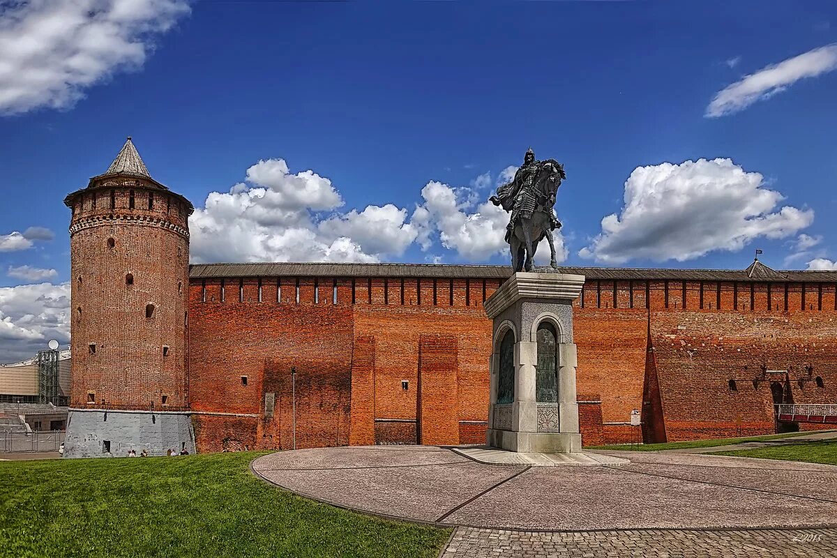 башни кремля коломны. пятницкая башня коломенского кремля. коломенская башня коломна. коломенская маринкина башня коломенского кремля коломна. моховая башня коломенское.