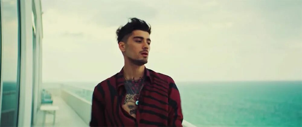Zayn прическа из клипа let me. Зеин лет ми. Зейн малик лет ми. Оливер три певец. Let me official.