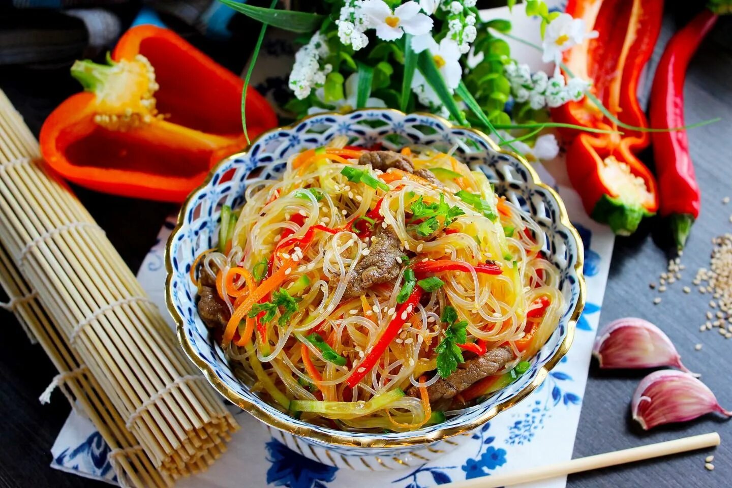 Фунчоза на сковороде - 11 рецептов - 1000.menu