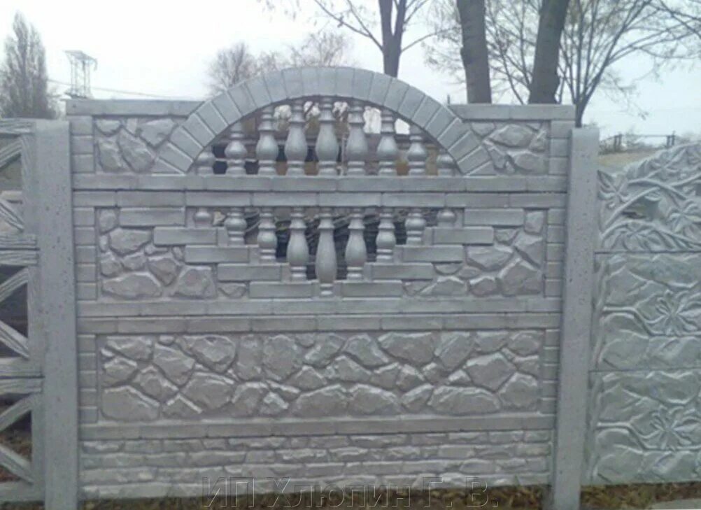 Забор мелитополь. Забор мелитополь. Еврозабор бут. Бетонный забор. Бетонный забор юзуфово.