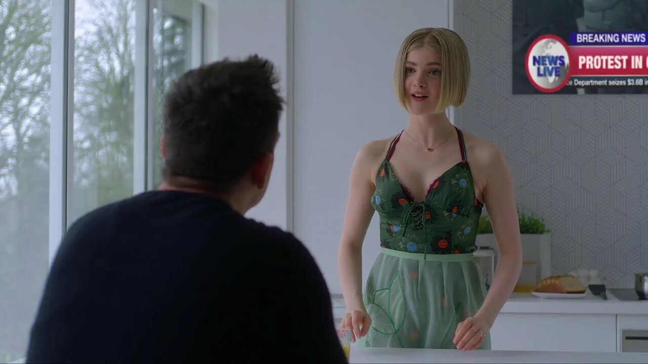 Человек фильм 2022. Как жена 2022. Wifelike trailer 2022 фильм. Wifelike фильм 2022 елена кампурис. Wifelike trailer 2022 фильм.