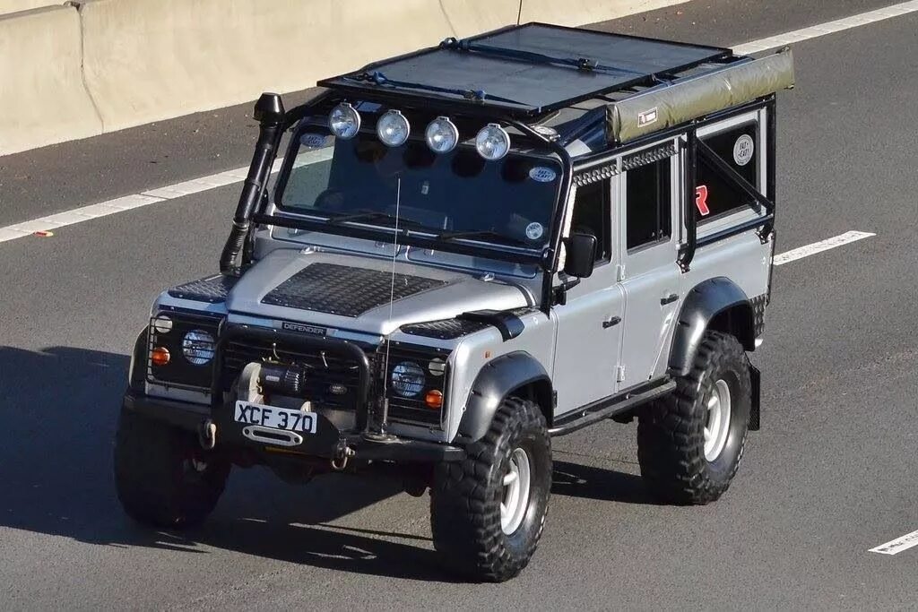 Ленд Ровер Дефендер. Ленд Ровер Дефендер 1998. Дефендер 110. Land Rover 110.