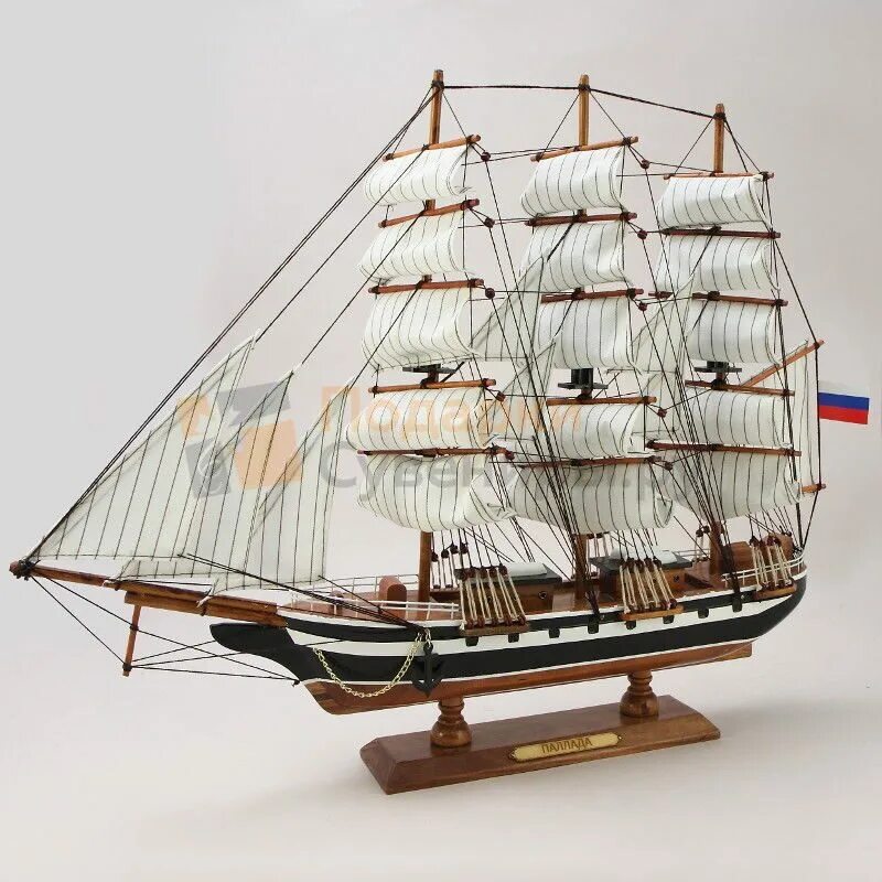 Half moon модель парусника с командой. 1637". Корабль ройал луи. Арт парусник модель. Магазин модели парусников.