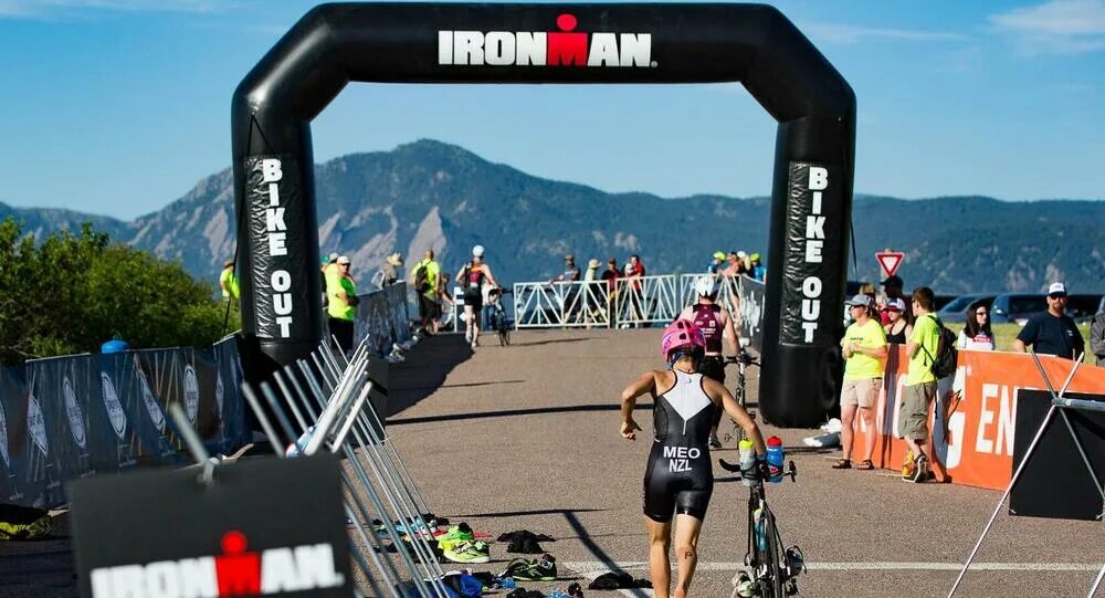 Иронман триатлон. Iron триатлон. Айрон мэн дистанции. Айрон мэн дистанции. Симонов триатлон айронмен.