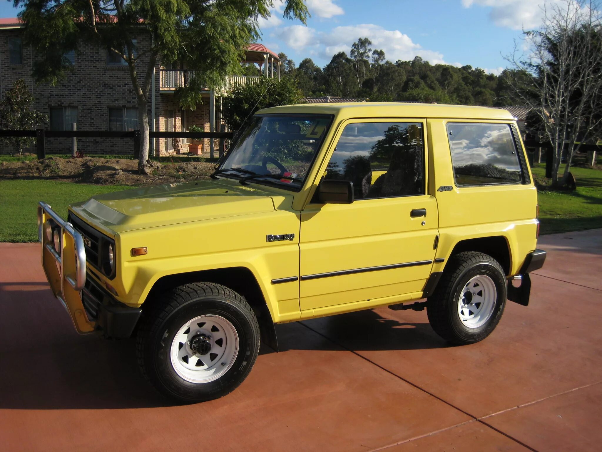 Daihatsu Rocky. Daihatsu Rocky (a200). Daihatsu Feroza/Rocky. Daihatsu Rocky Toyota.