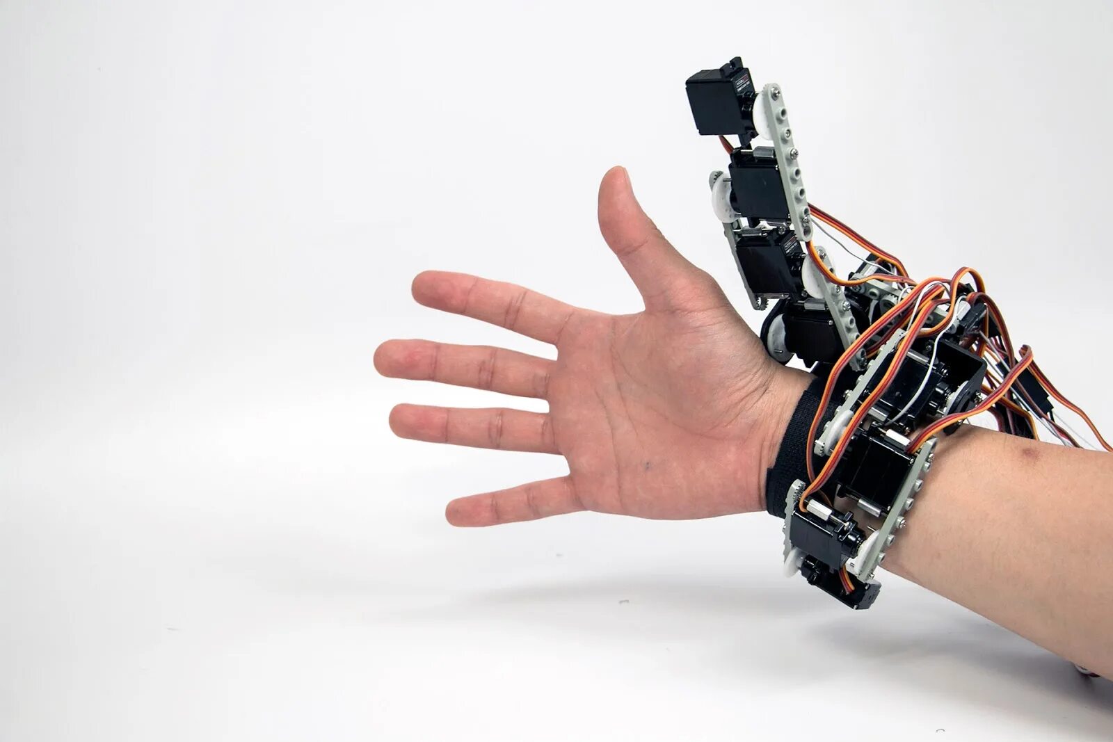 Управление роботом рукой. Управление роботом рукой. Управление роботом рукой. Управление роботом рукой. Emg датчик.