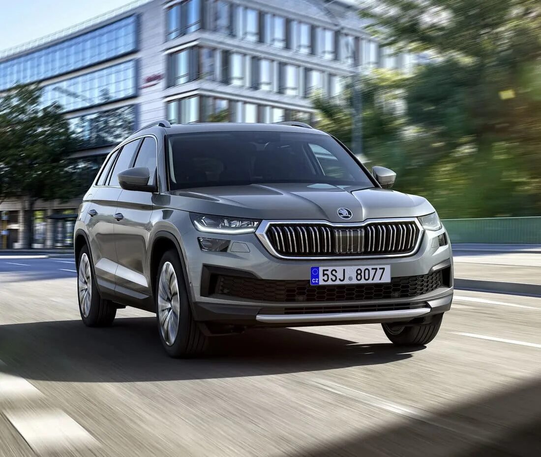 Шкода кодиак 2024 купить. Skoda Kodiaq 2022. Skoda Kodiaq Facelift. Skoda Kodiak 2022. Шкода Кодиак 2022 в новом кузове.