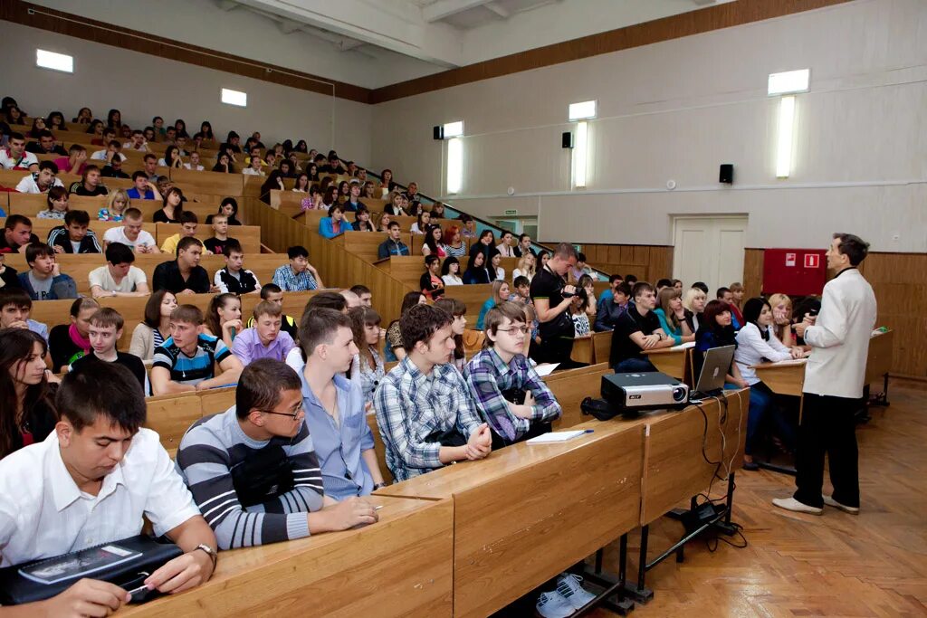 студент 1 курса факультета